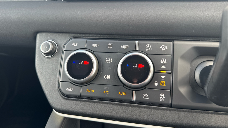 Land Rover Defender 2.0 D200 110 5dr Auto Diesel Estate